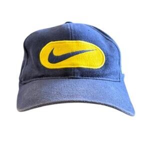 Michigan Wolverines NCAA Vintage Nike Swoosh Team Sports snap back blue hat